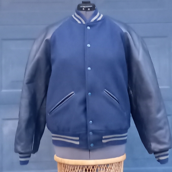 1980's Vintage Hatchers Mfg. Company Men's Leather/Wool Varsity Jacket
